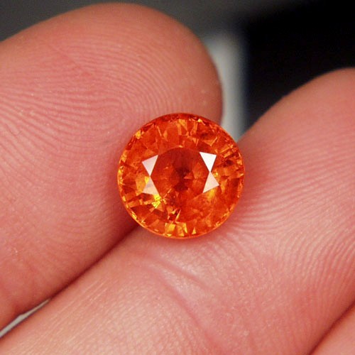 Glowing Color Mandarin Spessartite Garnet 5.66 ct  Litnon.com