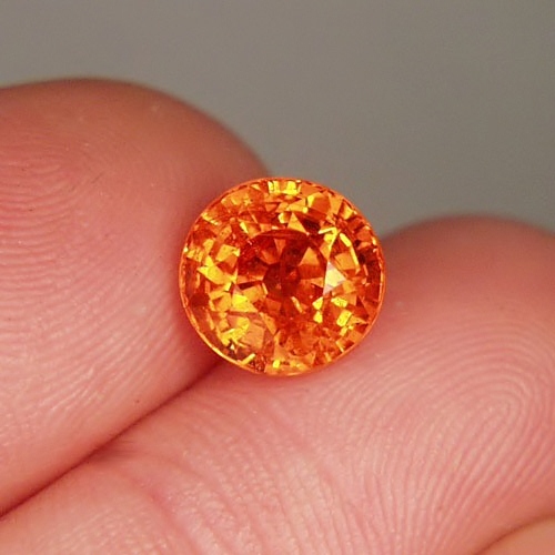 Glowing Color Mandarin Spessartite Garnet 5.41 ct  Litnon.com