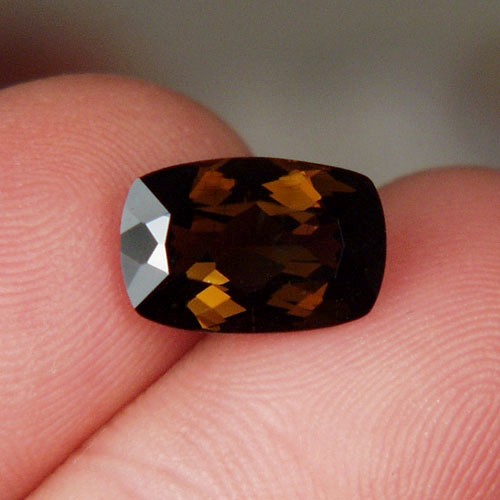 Collectors Rare Faceted Epidote Afghanistan 4.91 ct  Litnon.com