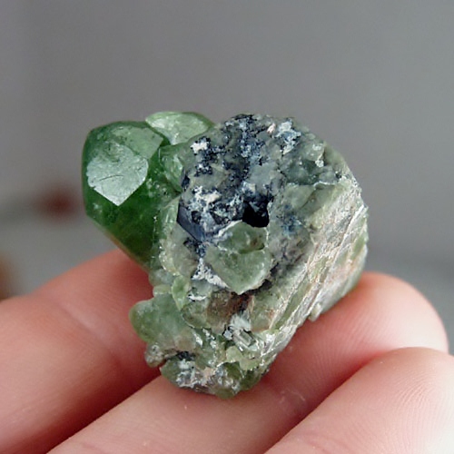 Fine Peridot Crystal Mineral Specimen Pakistan  Litnon.com