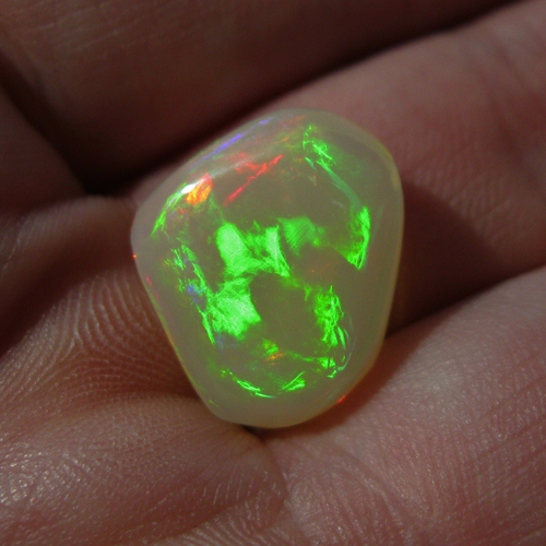 Spectacular Fire Top Gem Quality Welo Opal  Litnon.com