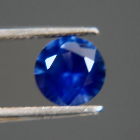 Unheated Royal Blue Ceylon Sapphire 5mm 0.52ct  Litnon.com