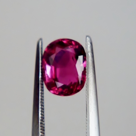 Big Fine Color and Quality Natural Thailand Ruby 1.75ct  Litnon.com