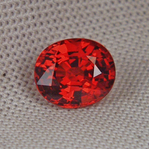 Color and Fire Spessartite Garnet Nigeria 1.95 ct  Litnon.com