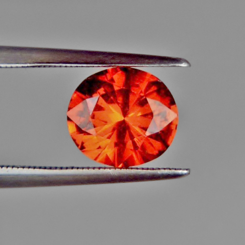 Cut, Color and Fire Orange Red Spessartite Garnet  Litnon.com