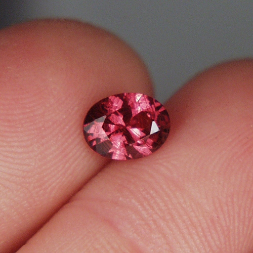 Rutile Inclusions Rhodolite Garnet Tanzania 1.45ct  Litnon.com