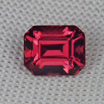 Quality Tanga Rhodolite Garnet Tanzania 1.45ct  Litnon.com
