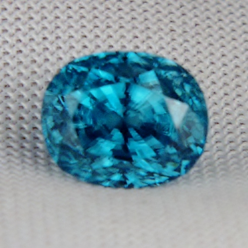 Special Color and Quality Blue Zircon Cambodia 5.67 ct  Litnon.com
