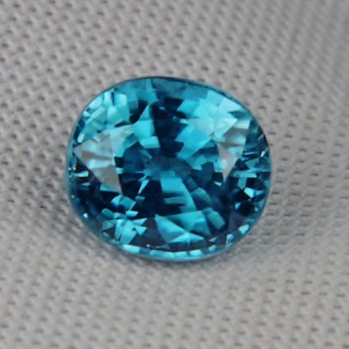 Special Color and Quality Blue Zircon Cambodia 5.11 ct  Litnon.com