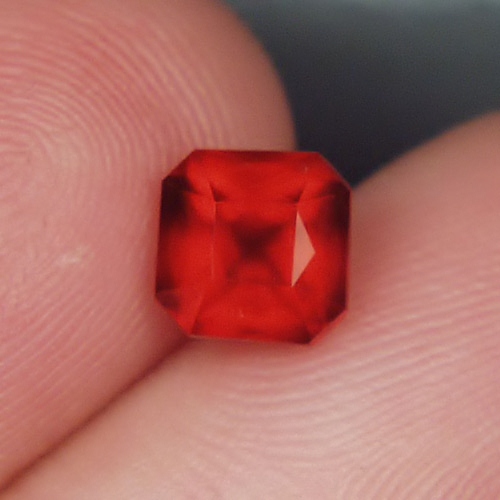 Glowing Color Grossular Garnet Tanzania 2.17ct  Litnon.com