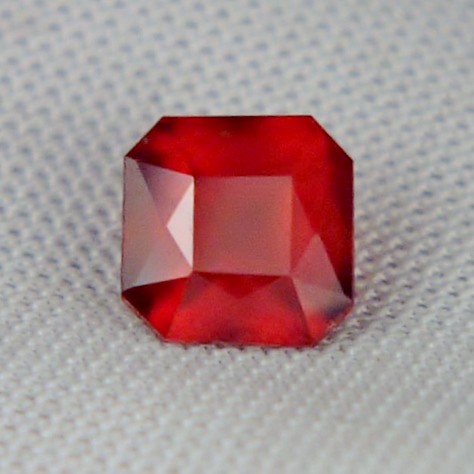 Glowing Color Grossular Garnet Tanzania 2.17ct  Litnon.com