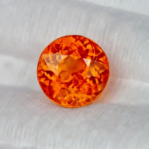 Glowing Fireball Mandarin Spessartite Garnet 3.70 ct  Litnon.com