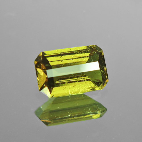 Rare Collectors Color Shift Vesuvianite - Idocrase 4.95ct  Litnon.com