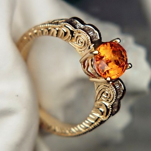 Quality 14 kt Mandarin Garnet Diamond Ring  Litnon.com