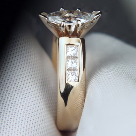 Quality Diamonds Estate 14 kt Diamond Ring  Litnon.com