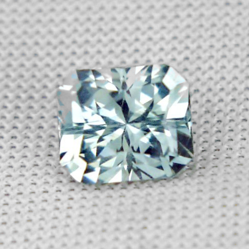 Unheated Light Blue Green Montana Sapphire 2.66ct  Litnon.com