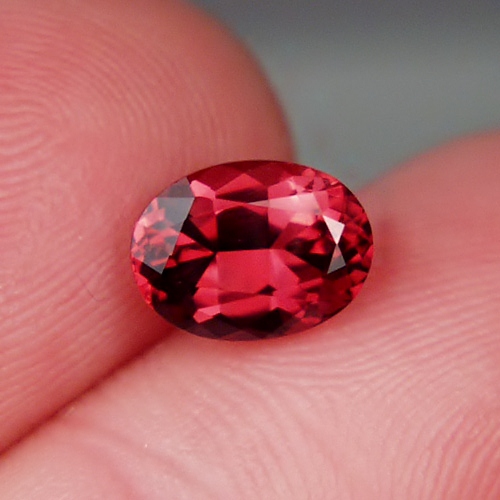 Color Hot Red Pink RubeliteTourmaline Brazil 2.23ct  Litnon.com
