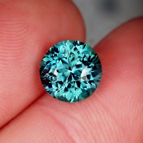 Fine Color and Bright Blue Green Tourmaline Afghanistan 4.62ct  Litnon.com