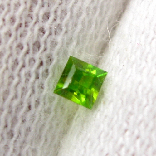 Fine Green Natural Russian Demantoid Garnet Litnon.com