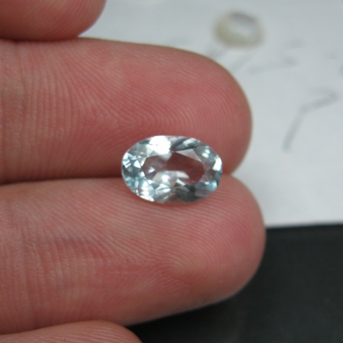 Bright USA Cut Light Blue Aquamarine Vietnam 1.32 ct  Litnon.com