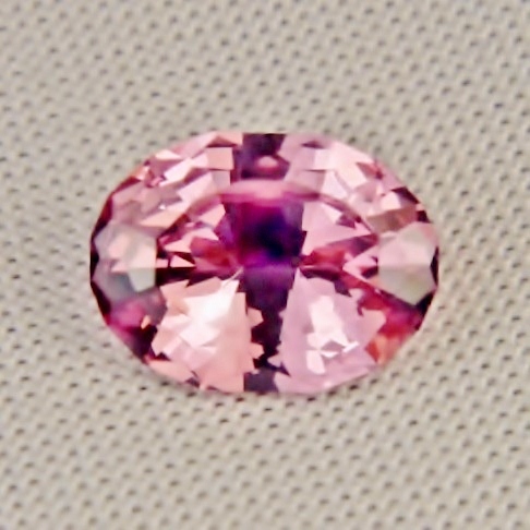 Big and Bright Pink Natural Spinel 3.85 ct  Litnon.com