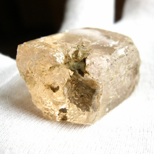 Light Peach Gold Topaz Facet Rough Pakistan 175 ct  Litnon.com