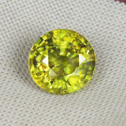 Brilliant Natural Yellow Sphene Pakistan 4.02 ct  Litnon.com
