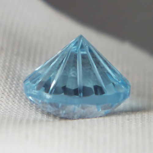 Bright Color and Fine Cutting Brilliant Blue Topaz 10.51 ct  Litnon.com