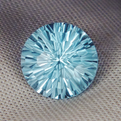 Bright Color and Fine Cutting Brilliant Blue Topaz 10.51 ct  Litnon.com