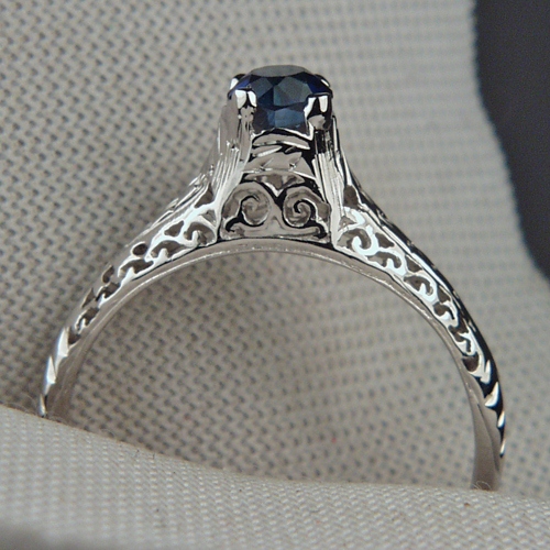 Antique 14kt Filigree White Gold Sapphire Ring  Litnon.com