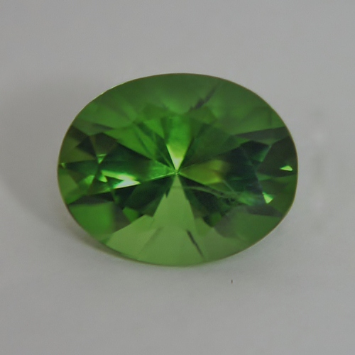 Superb Color Big and Bright Pakistan Peridot 7.10ct  Litnon.com