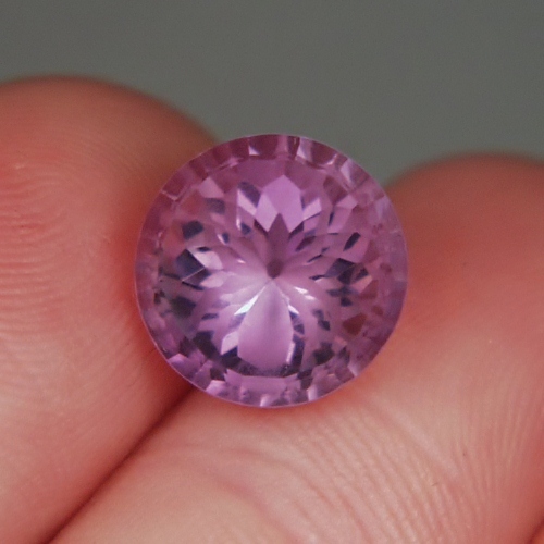 Unique Bolivia Amethyst with Spider Gemstone 5.78ct  Litnon.com