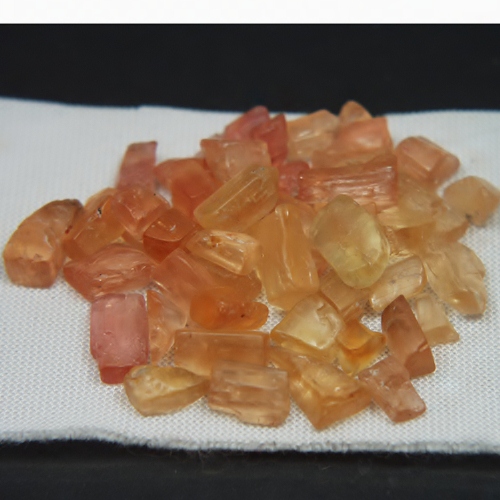 Ouro Preto Imperial Topaz Rough - Specimen 101 ct  Litnon.com