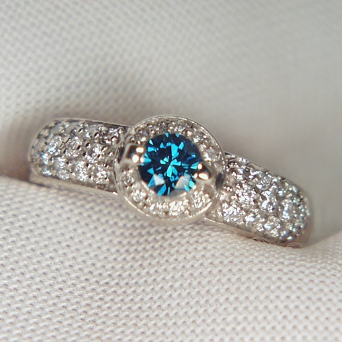 Quality Intense Blue Diamond 14 kt White Gold Ring  Litnon.com
