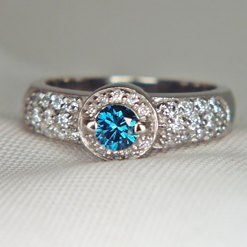 Quality Intense Blue Diamond 14 kt White Gold Ring  Litnon.com