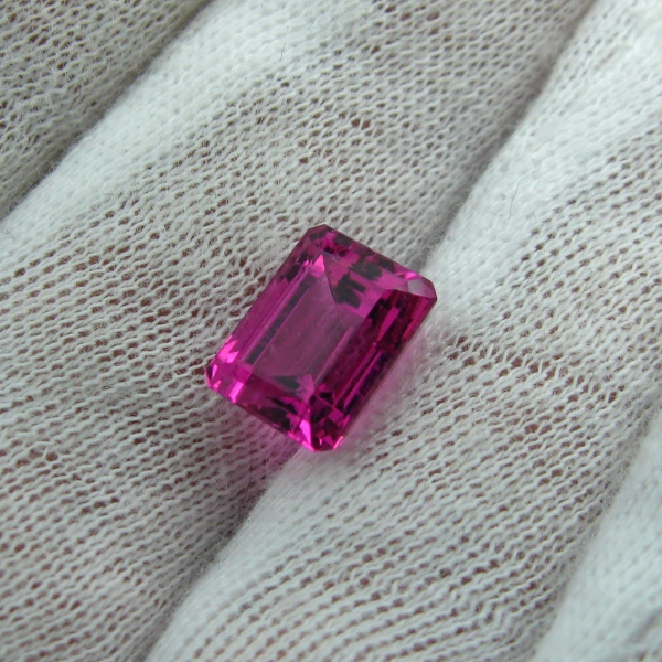 Shocking Pink Old Stock Brazil Tourmaline 4.45 ct  Litnon.com