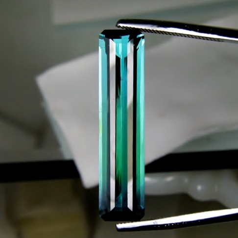 Museum Tri Color Afghanistan Tourmaline 19.48 ct  Litnon.com