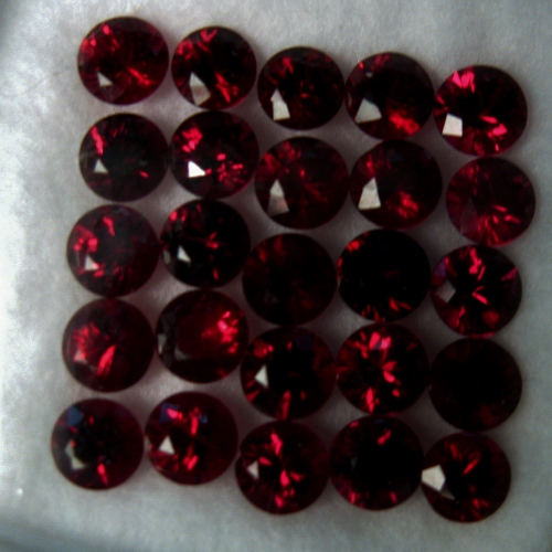 Rare Arizona Chrome Pyrope Ant Hill Garnet Lot 8.30 ct  Litnon.com