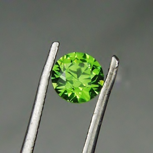 Brilliant Quality  Natural Russian Demantoid Garnet  Litnon.com