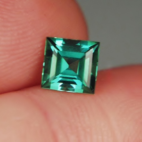 Top Cut and Rare Color Tourmaline Afghanistan 1.07ct  Litnon.com