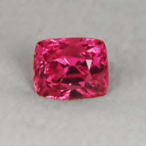 Special Color and Bright Hot Pink Natural Spinel South East Asia  Litnon.com