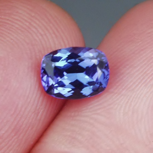 Color and Quality Cushion Cut Blue Tanzanite 1.41ct  Litnon.com
