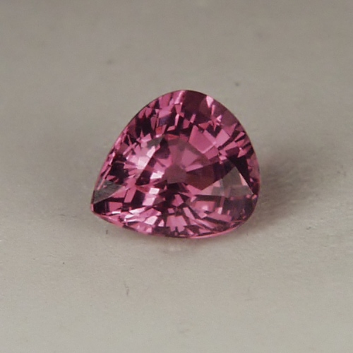 Huge and Rare Color Change Garnet Kenya 1.94 ct  Litnon.com