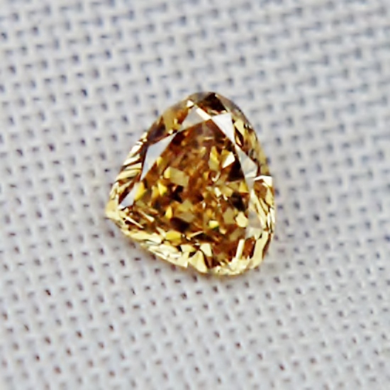 GIA Certified Natural Fancy Color Diamond 0.54 carats  Litnon.com