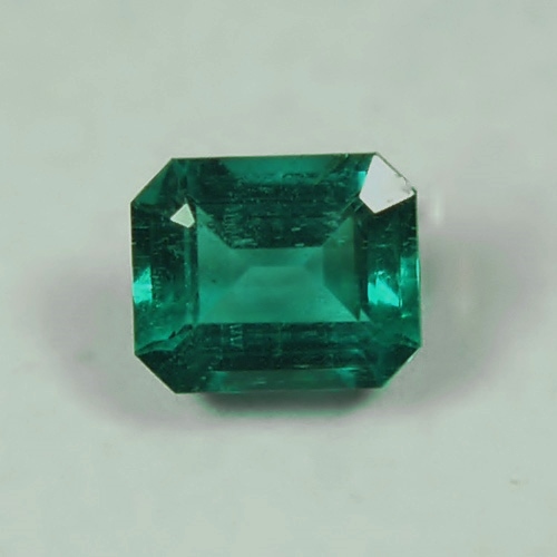 Bright and Rich Color Untreated Zambian Emerald 1.90 ct  Litnon.com