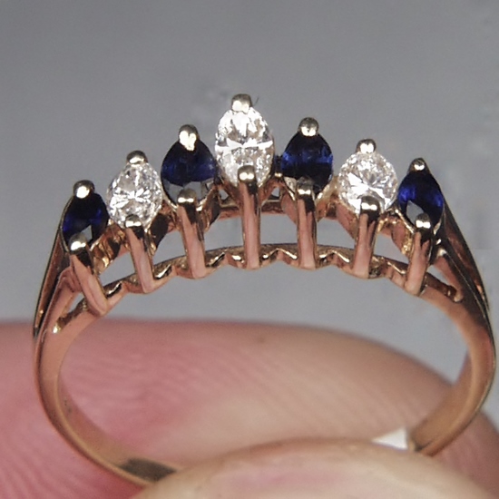  Estate 14 Karat Natural Sapphire and Diamond Ring  Litnon.com