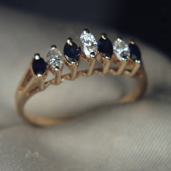  Estate 14 Karat Natural Sapphire and Diamond Ring  Litnon.com