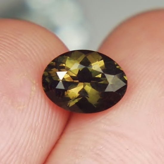 Rare Gem Quality Kornerupine Sri Lanka 2.10 ct  Litnon.com