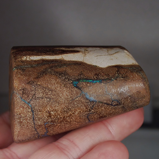  Big Queensland Boulder Opal Specimen - Rough 200 grams  Litnon.com