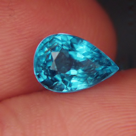 Spectacular Color Intense Neon Blue Apatite Madagascar 2.62 ct  Litnon.com